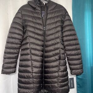 Tommy Hilfiger Black Quilted Jacket with Logo Patch